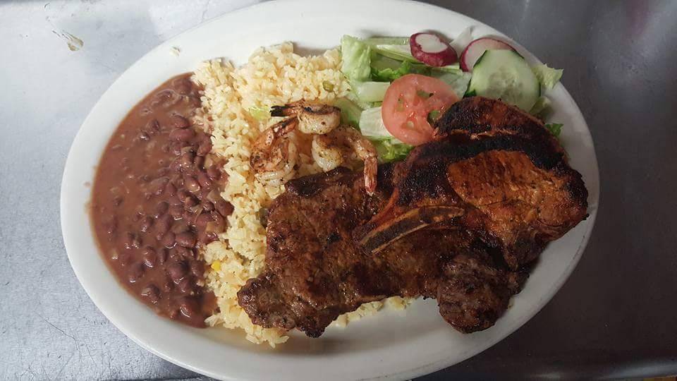 El Salvadoreno | restaurant | 346 Broadway, Newburgh, NY 12550, USA | 8455656822 OR +1 845-565-6822