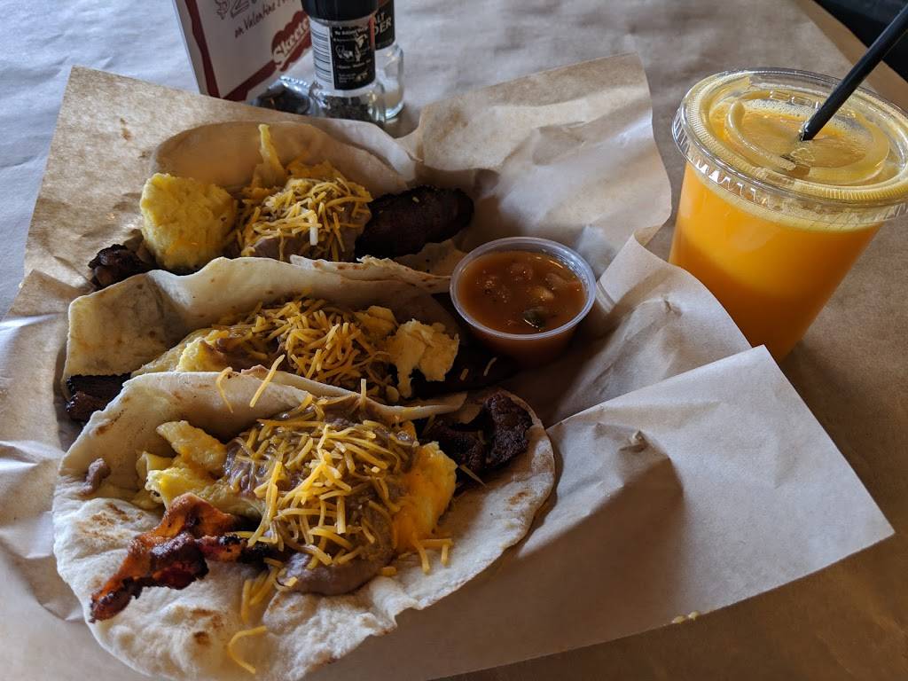 Skeeters Mesquite Grill | restaurant | 5529 Weslayan St, Houston, TX 77005, USA | 7136607090 OR +1 713-660-7090