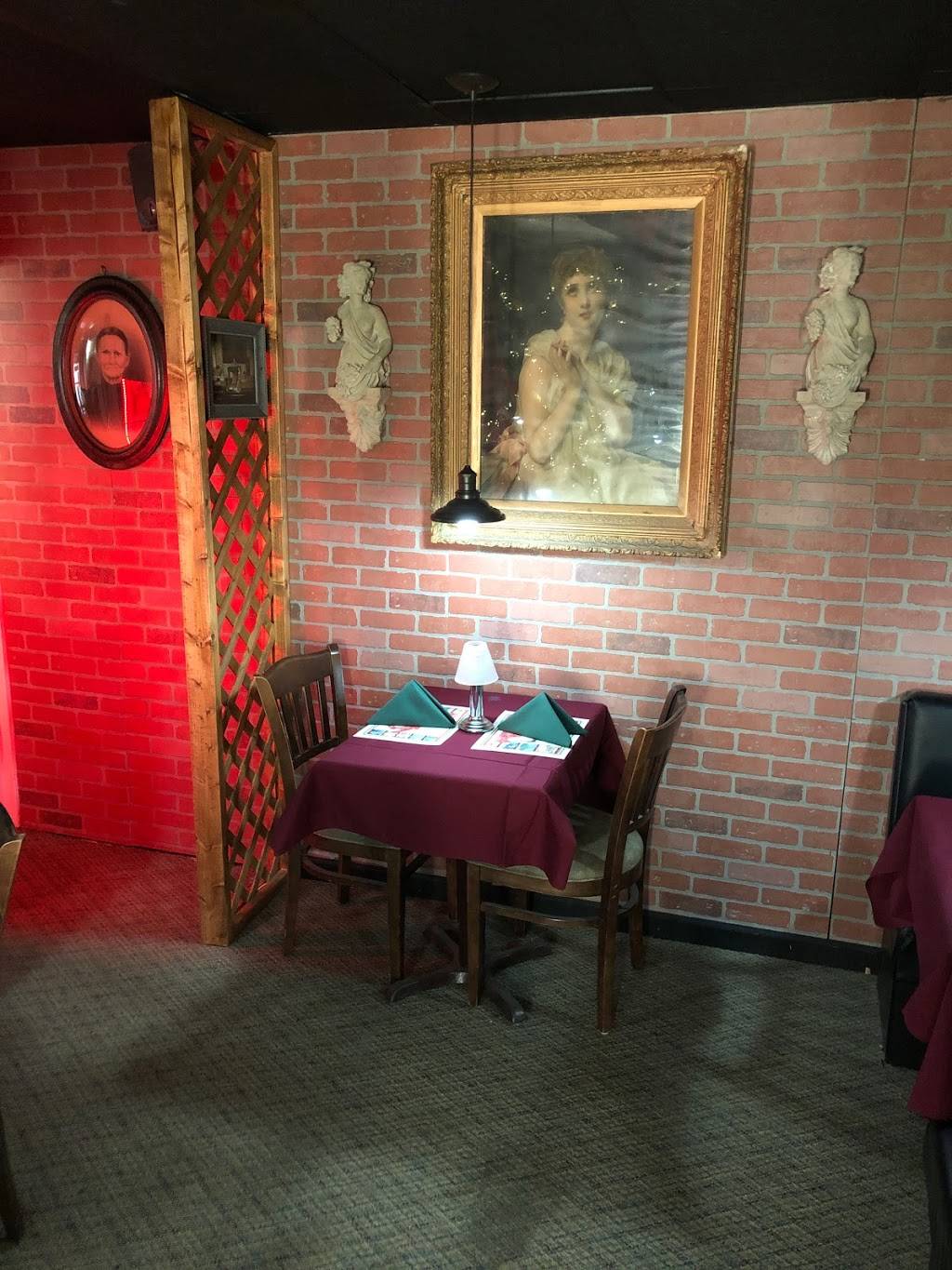 Pavinos Pizzeria and Bistro | restaurant | 1560 Soco Rd, Maggie Valley, NC 28751, USA | 8289440007 OR +1 828-944-0007