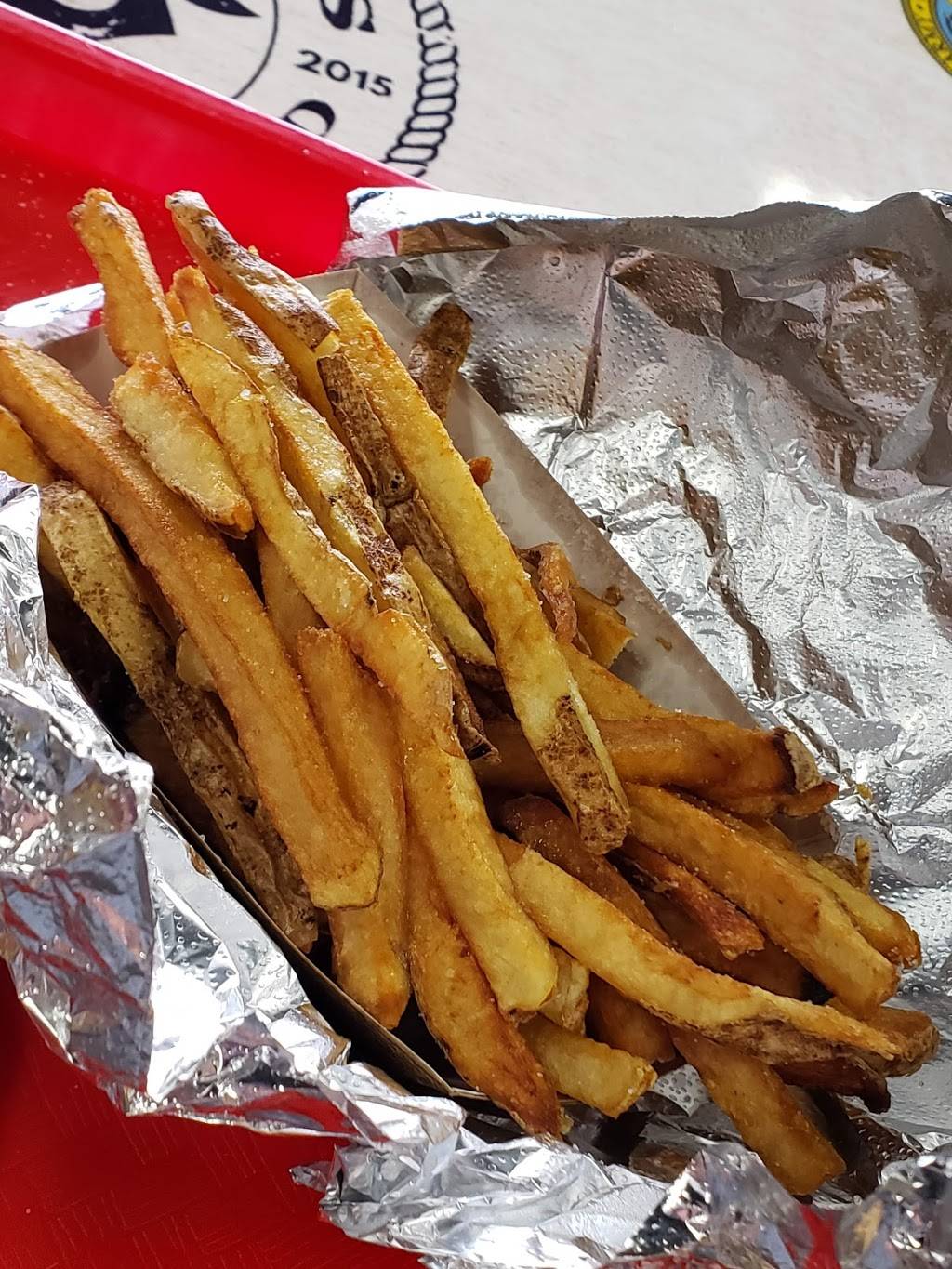 Bullseyes Pit Beef & Catering | restaurant | 7914 Belair Rd, Baltimore, MD 21236, USA | 4106657500 OR +1 410-665-7500