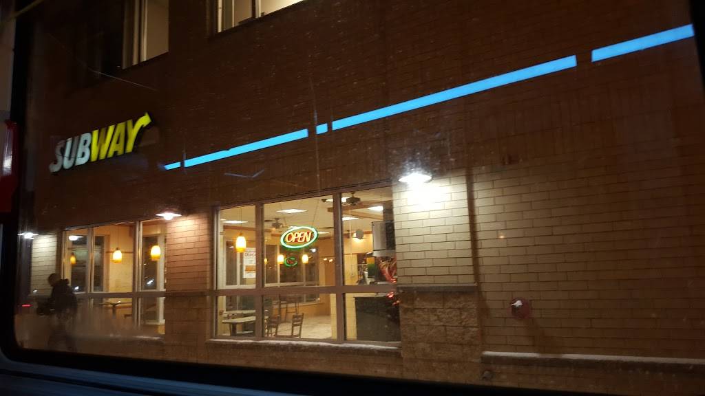 Subway | restaurant | 2147 Lowry Ave N, Minneapolis, MN 55411, USA | 6125224412 OR +1 612-522-4412