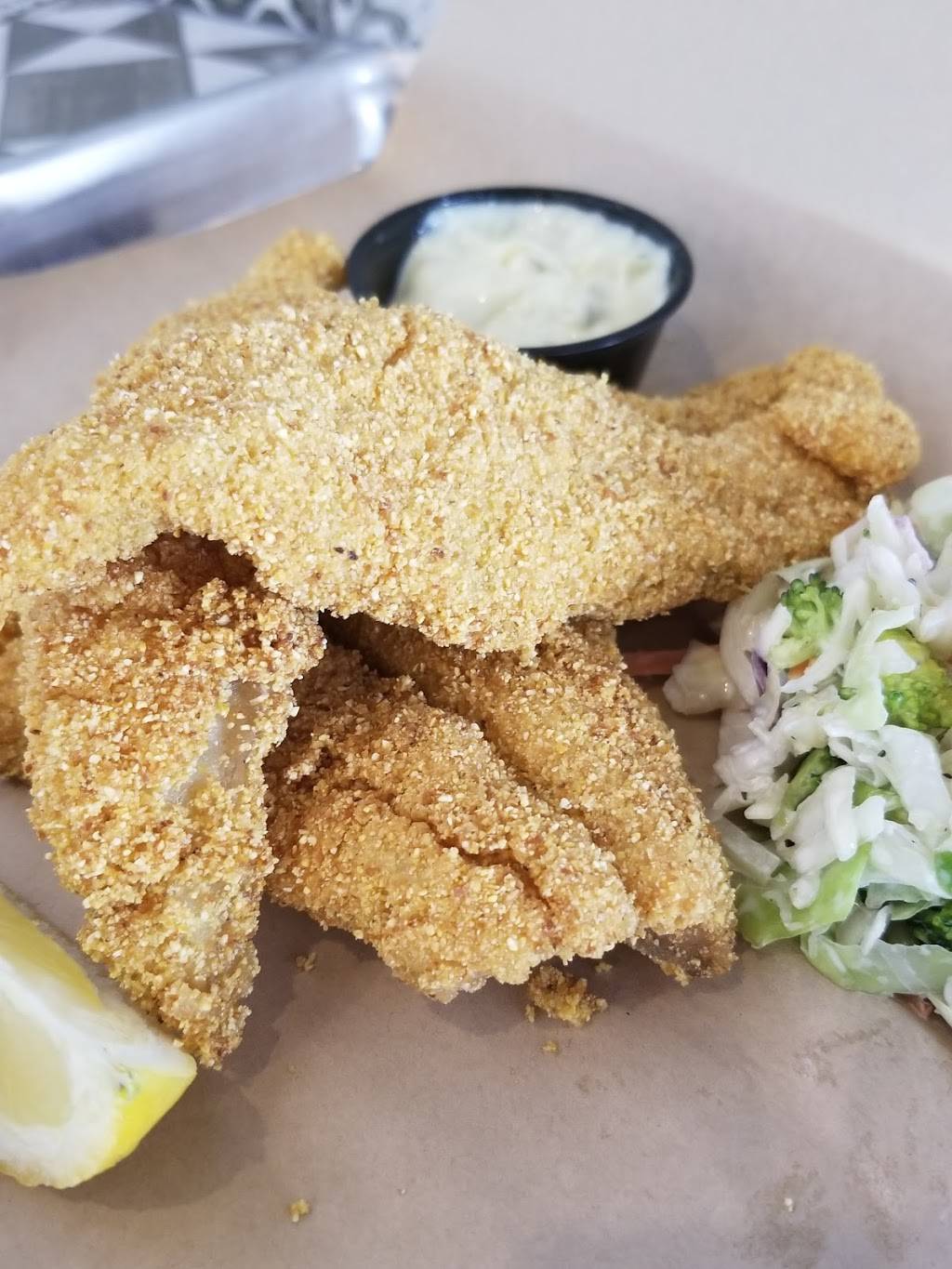 Market Barbeque | restaurant | 2707 SE Military Dr, San Antonio, TX 78223, USA | 2105649054 OR +1 210-564-9054