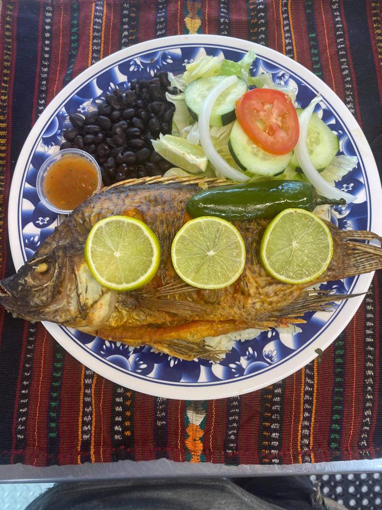 Antojitos Y Tradicional Chapín | restaurant | 3923 Hollister Rd, Houston, TX 77080, USA | 3463929499 OR +1 346-392-9499