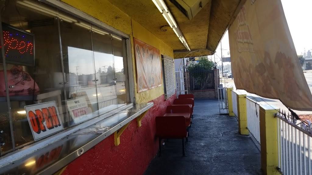 The Family | restaurant | 6300 S Figueroa St, Los Angeles, CA 90003, USA | 3238268943 OR +1 323-826-8943