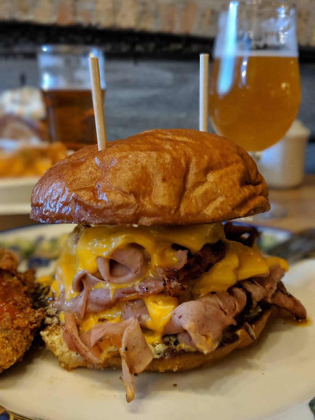 The VIG Chicago | restaurant | 1527 N Wells St, Chicago, IL 60610, USA | 3129822186 OR +1 312-982-2186