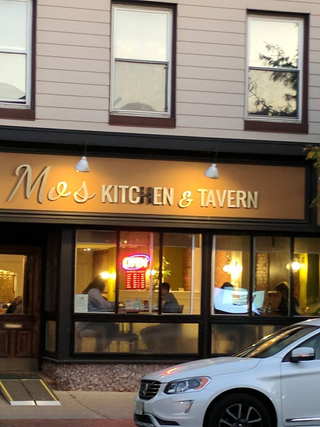 Mos Kitchen & Tavern | restaurant | 234 Lakeshore Rd E, Oakville, ON L6J 1H7, Canada | 9058440234 OR +1 905-844-0234