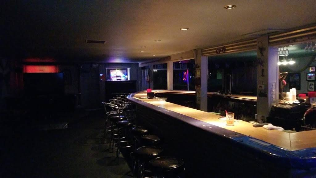 Tugs Bar and Grill | restaurant | 6201 Bethel Island Rd, Bethel Island, CA 94511, USA | 9256849800 OR +1 925-684-9800