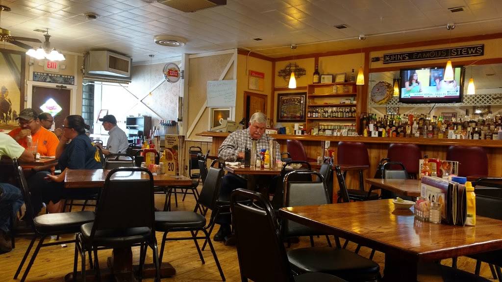 Johns Famous Stew | restaurant | 1146 Kentucky Ave, Indianapolis, IN 46221, USA | 3176366212 OR +1 317-636-6212
