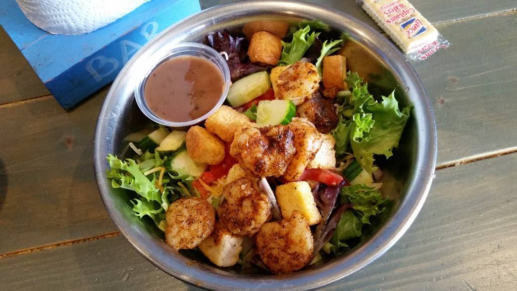 Shuckin Shack Oyster Bar | restaurant | 114 Central Ave, Summerville, SC 29483, USA | 8438792422 OR +1 843-879-2422