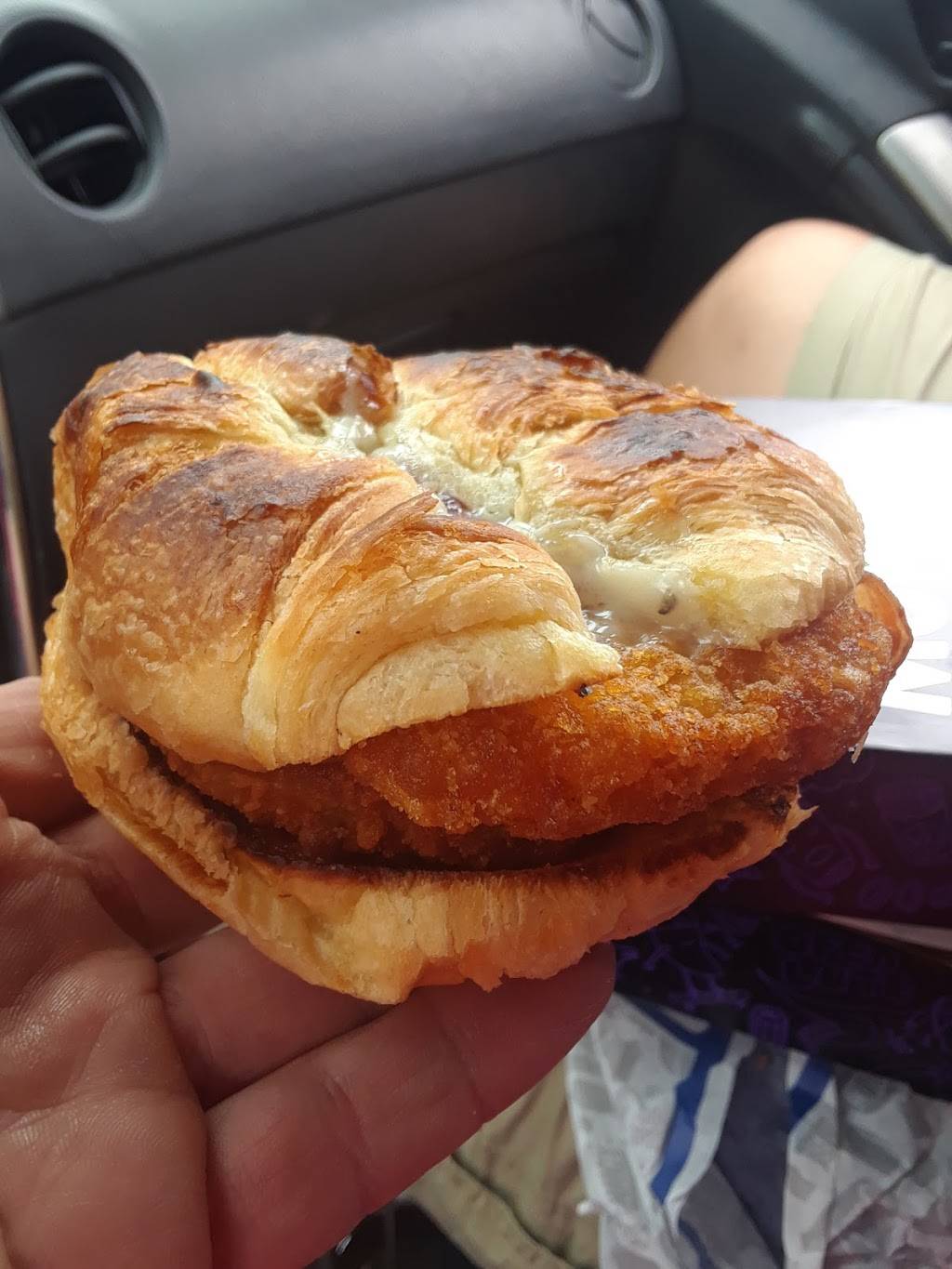 Jack in the Box | restaurant | 165 Oyster Creek Dr, Lake Jackson, TX 77566, USA | 9795832187 OR +1 979-583-2187