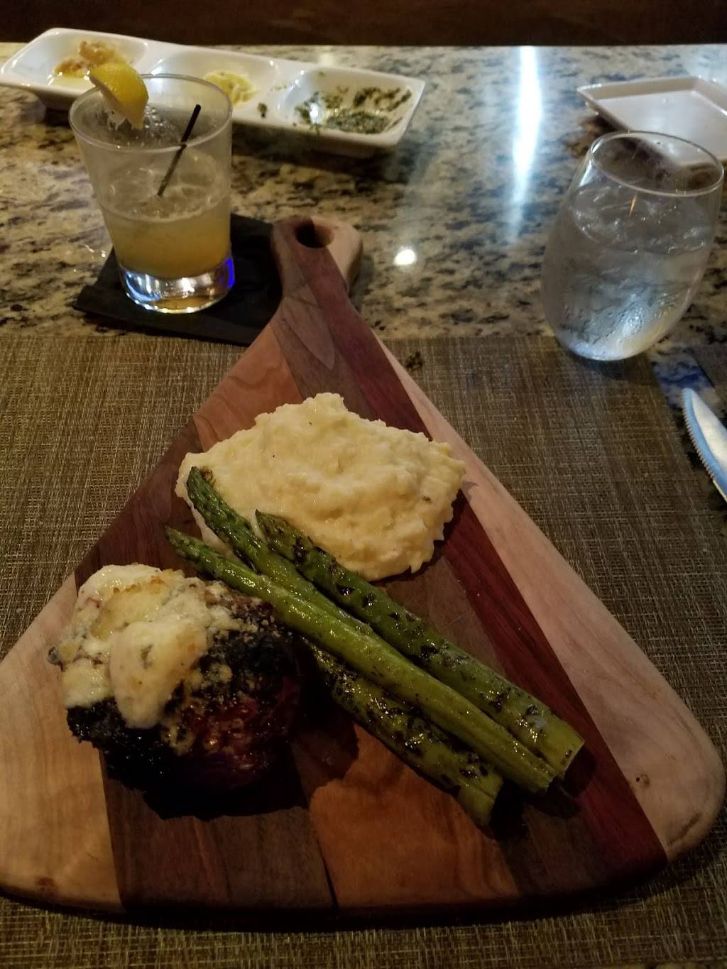 Amicis Italian Restaurant & Pizzeria | restaurant | 7720 N Wickham Rd #120, Melbourne, FL 32940, USA | 3212555377 OR +1 321-255-5377