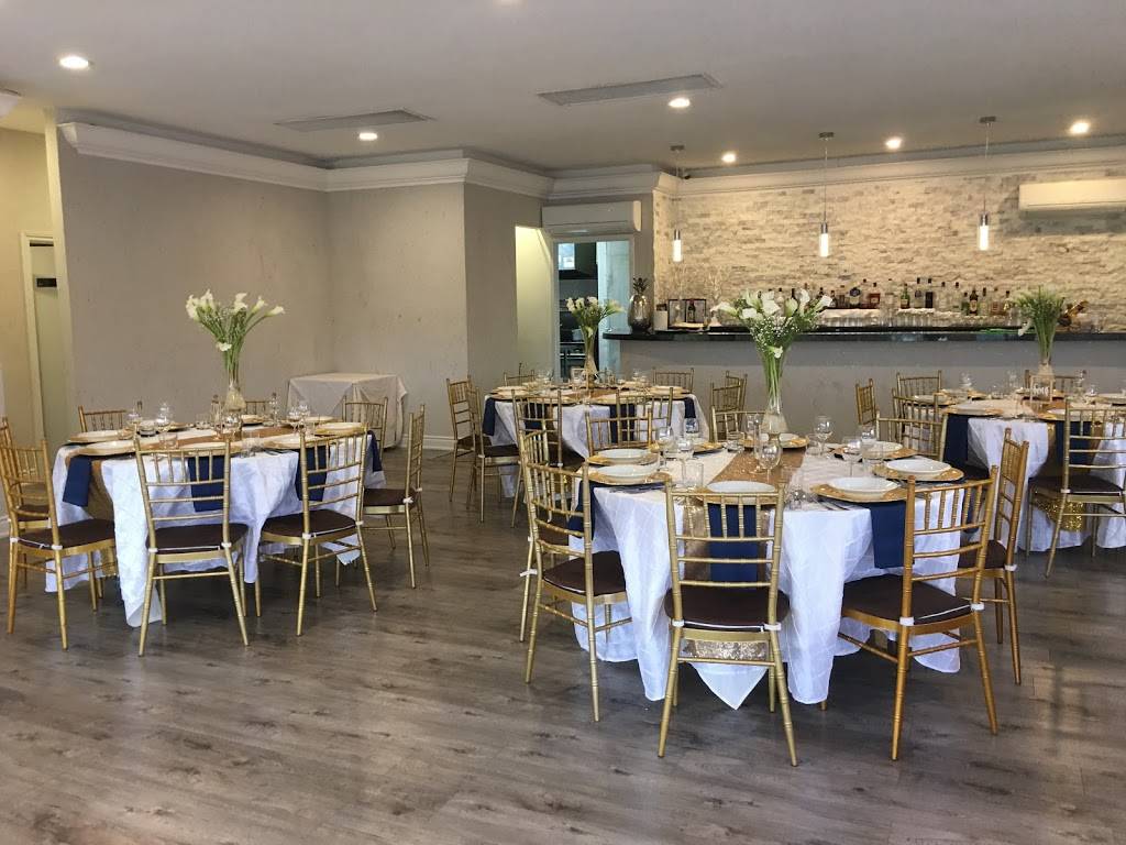 Lisbon By Night | restaurant | 802 Dundas St W, Toronto, ON M6J 1V3, Canada | 4166036522 OR +1 416-603-6522