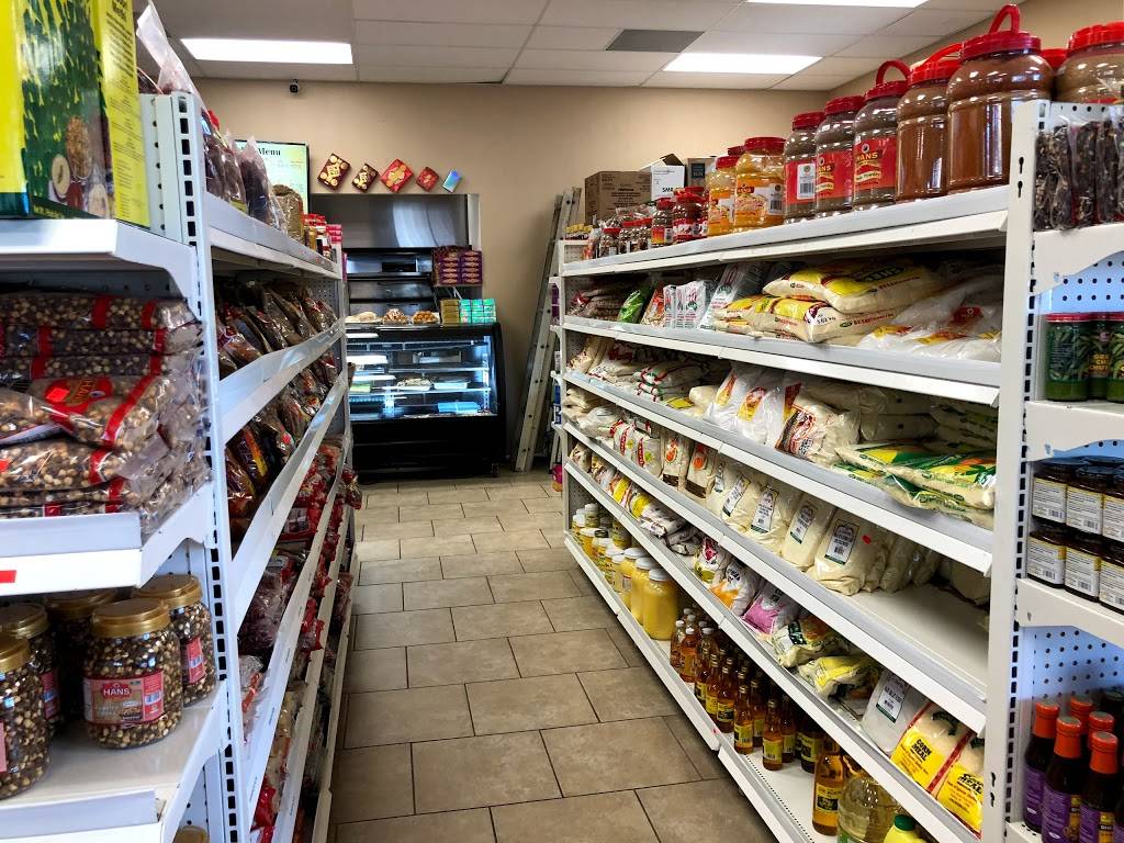 Indian Market | restaurant | 2811 W Clinton Ave, Fresno, CA 93705, USA | 5598402940 OR +1 559-840-2940