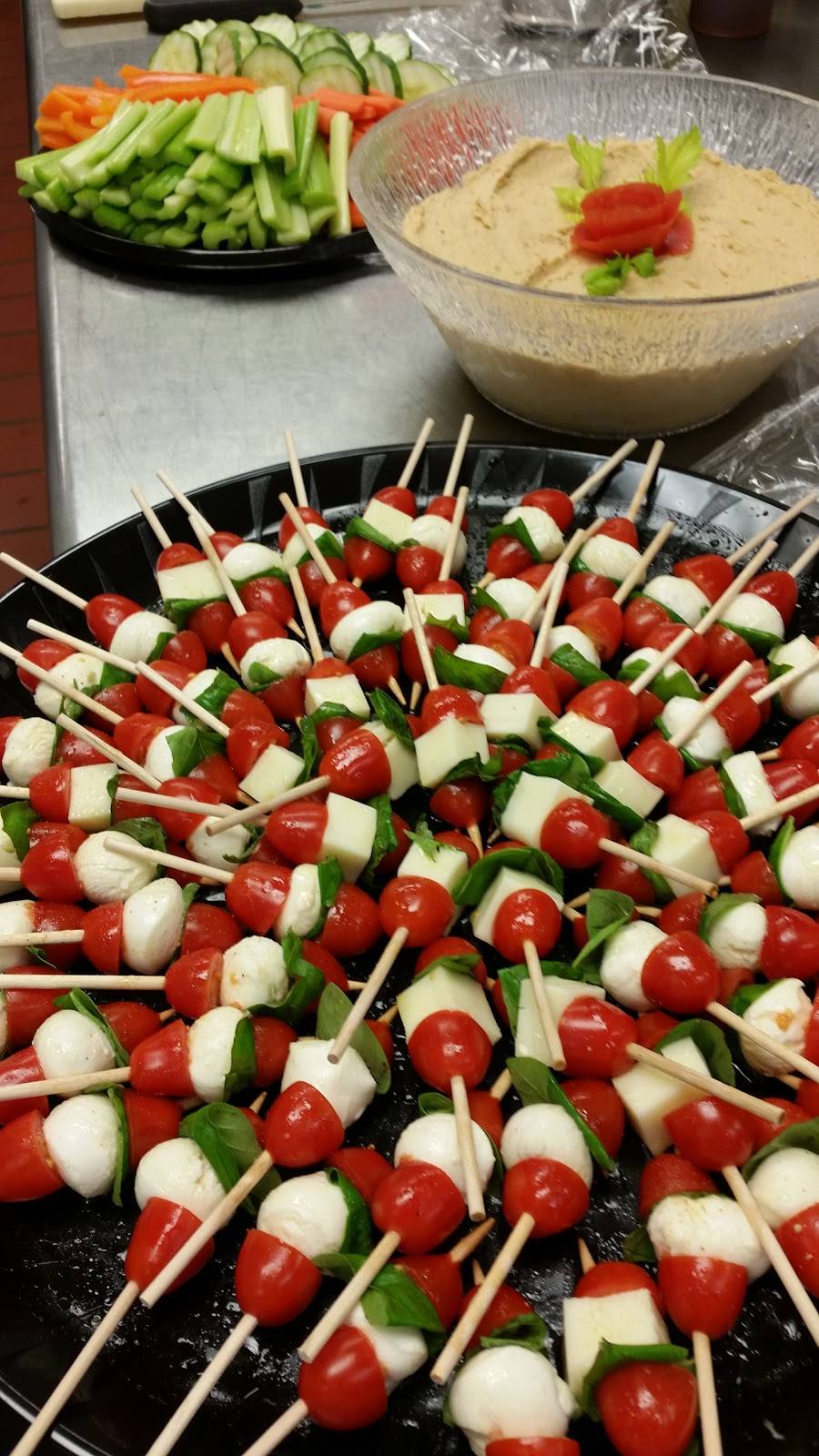 Skips Restaurant and Catering | restaurant | 16710 Lakeshore Rd, New Buffalo, MI 49117, USA | 2694693330 OR +1 269-469-3330