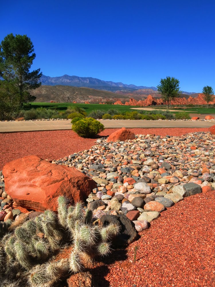 Sky Mountain Grill | restaurant | 1030 N, Hurricane, UT 84737, USA | 4356352575 OR +1 435-635-2575