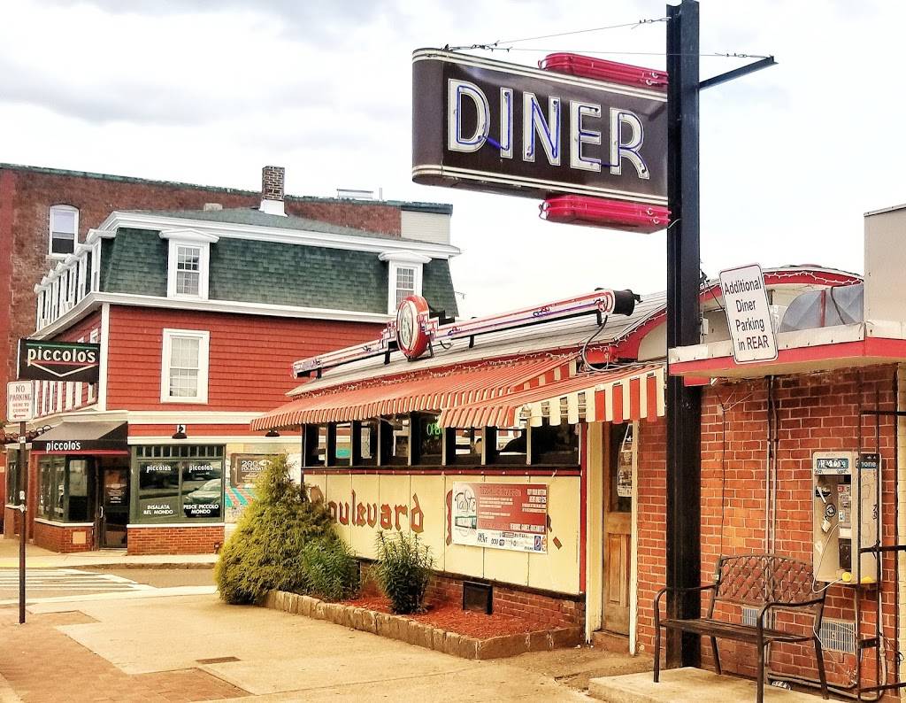 Boulevard Diner | restaurant | 155 Shrewsbury St, Worcester, MA 01604, USA | 5087914535 OR +1 508-791-4535