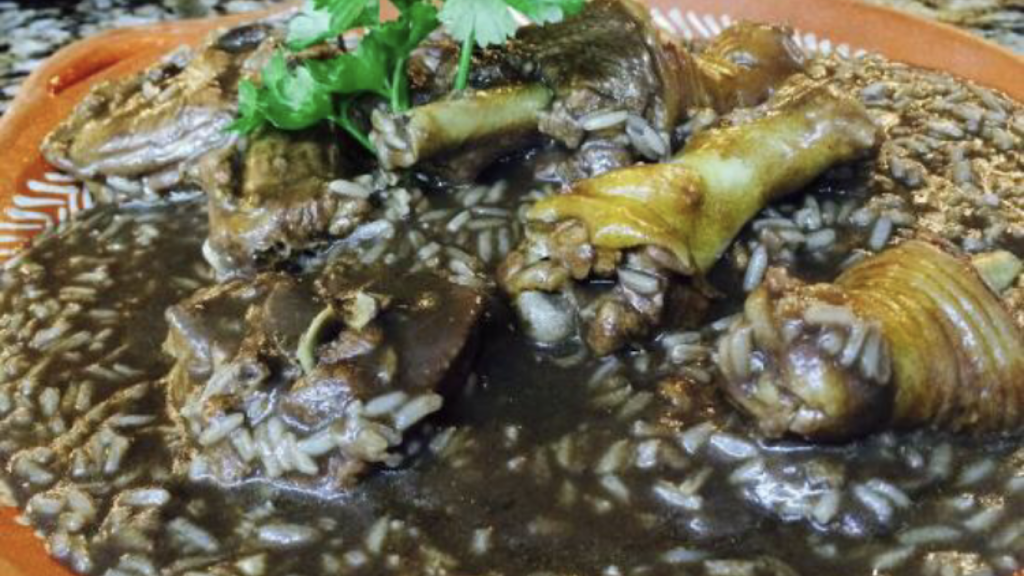 Ferreirense | restaurant | 115 Main St, Newark, NJ 07105, USA | 9738179114 OR +1 973-817-9114