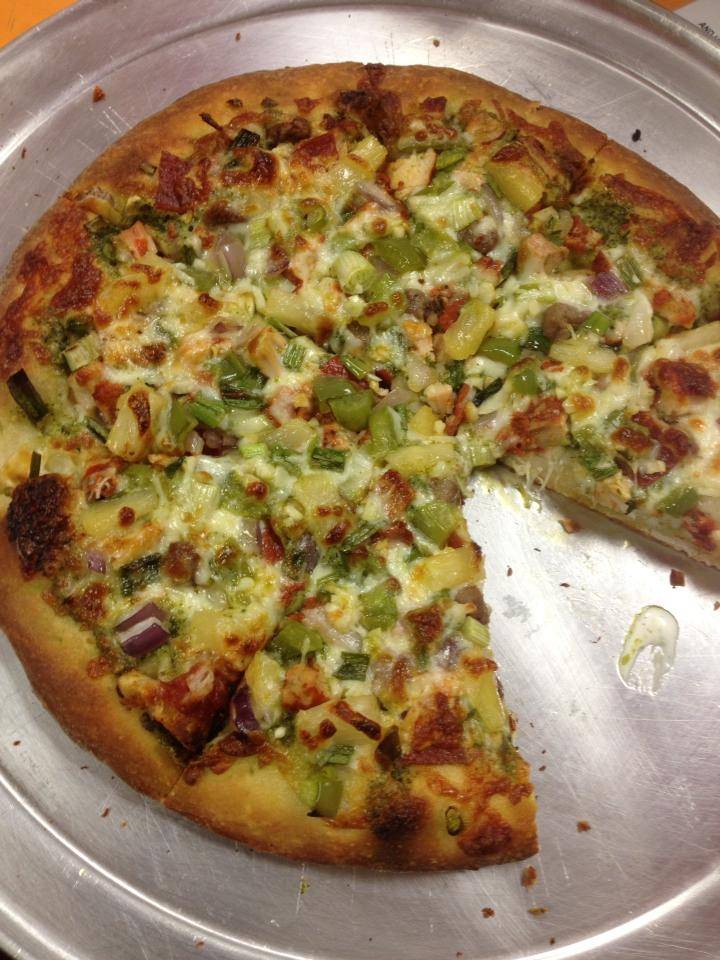 Red Pepper Pizza | restaurant | 368 MacArthur Blvd, San Leandro, CA 94577, USA | 5105644555 OR +1 510-564-4555