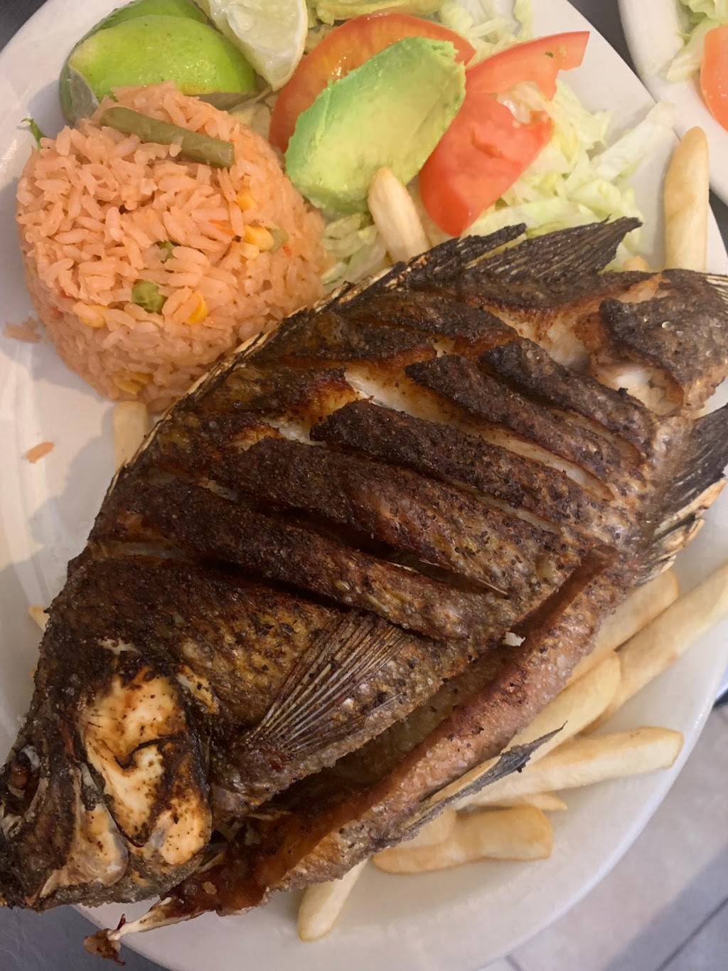 El Rodeo Mexican Grill #4 | restaurant | 15284 FM1957, San Antonio, TX 78253, USA | 2102310130 OR +1 210-231-0130