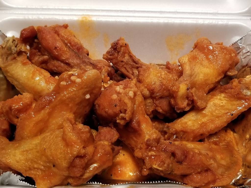 The Pizza Joint | restaurant | 151 N Main St, Gloversville, NY 12078, USA | 5187250011 OR +1 518-725-0011