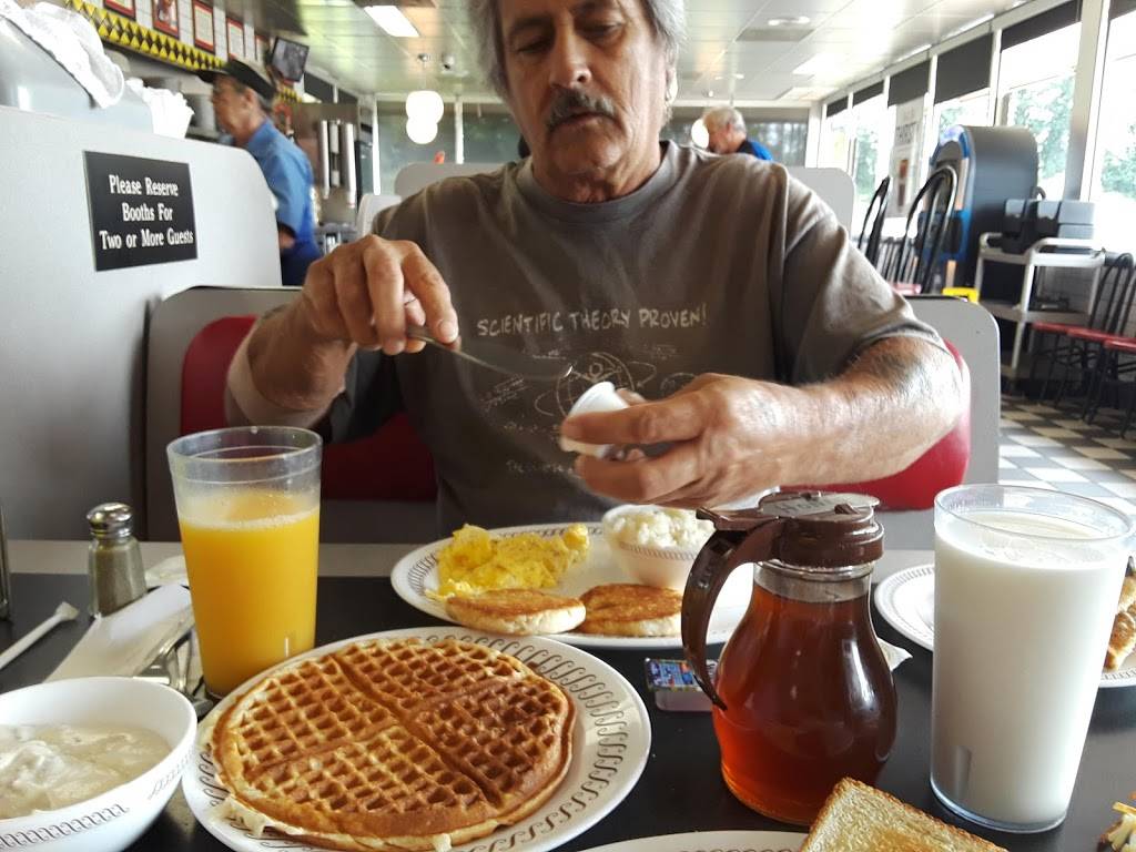 Waffle House | meal takeaway | 239 Interstate S Dr, Jasper, GA 30143, USA | 6784544488 OR +1 678-454-4488
