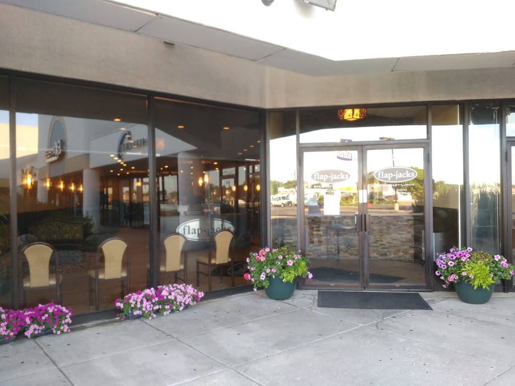Flap Jacks of Oak Lawn | restaurant | 4710 W 95th Pl, Oak Lawn, IL 60453, USA | 7084246890 OR +1 708-424-6890