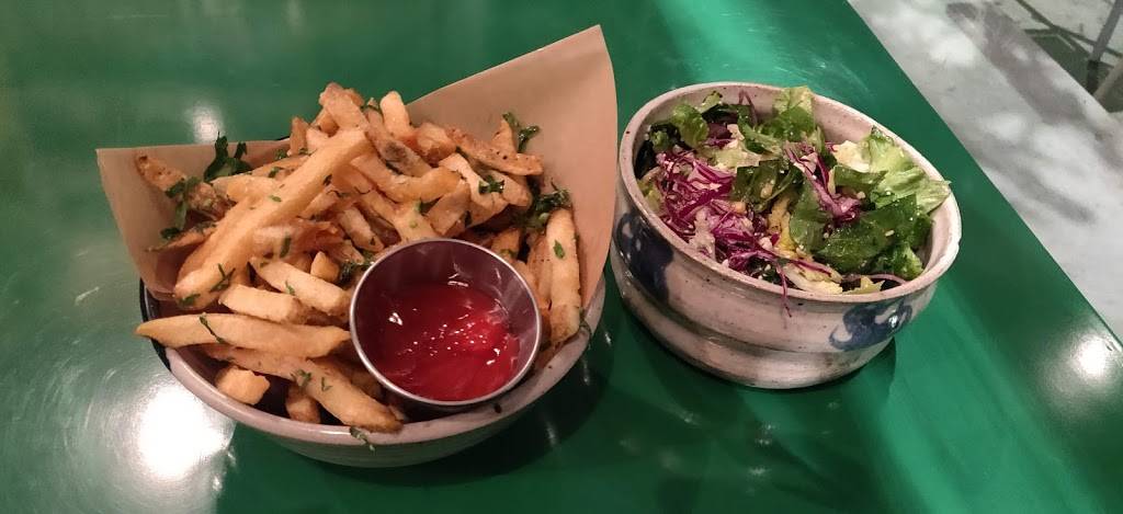 Totem Poultry | restaurant | 7454 1/2 Beverly Blvd, Los Angeles, CA 90036, USA | 3232723474 OR +1 323-272-3474