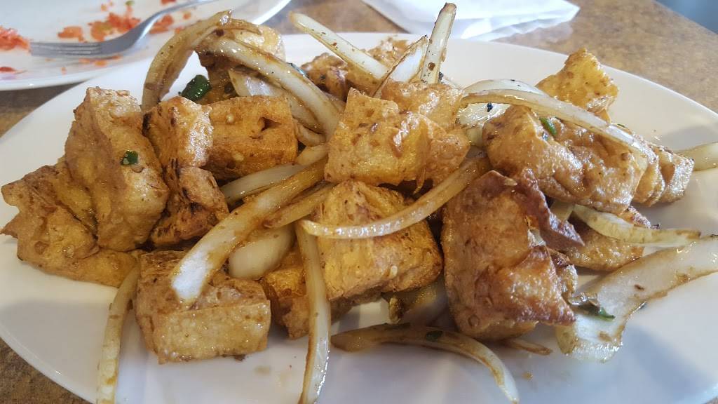 Federick Chinese Restaurant | restaurant | 2515 Hurontario St Unit 112, Mississauga, ON L5A 4C2, Canada | 9052818199 OR +1 905-281-8199