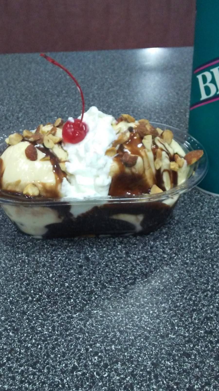 Braums Ice Cream & Burger Restaurant | restaurant | 129 US-71, Alma, AR 72921, USA | 4796324077 OR +1 479-632-4077