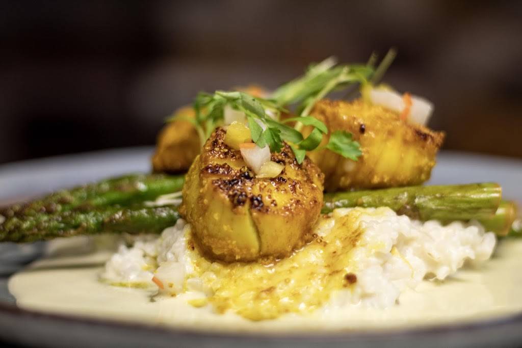 La Fresca | restaurant | 5430, 4750 Grand Ave S, Minneapolis, MN 55419, USA | 6128254142 OR +1 612-825-4142