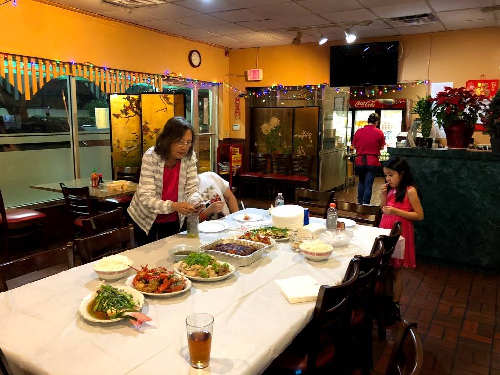 Yum Yum Chinese Restaurant | restaurant | 3104 Coral Way, Miami, FL 33145, USA | 3054464945 OR +1 305-446-4945