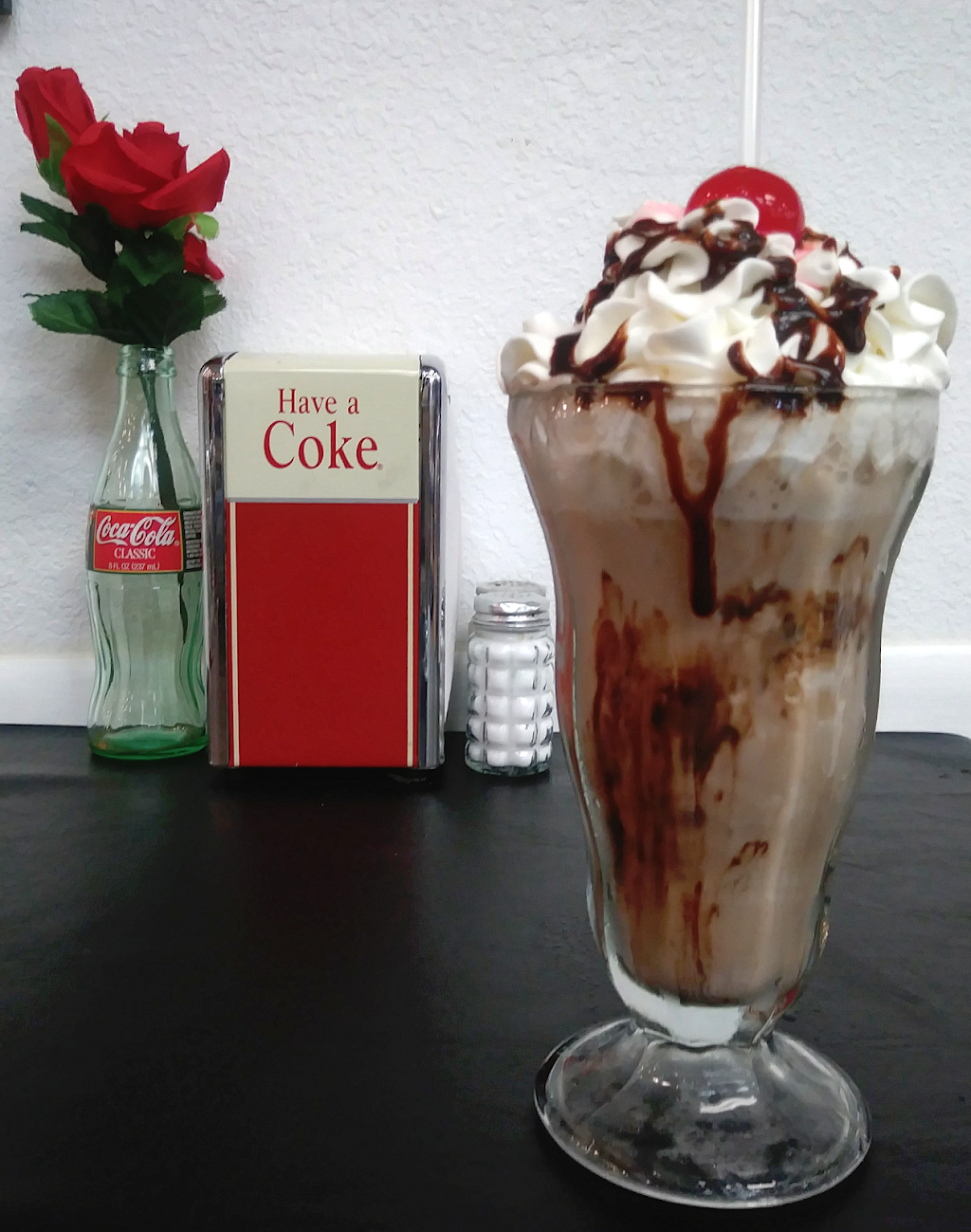 Kitchens Deli | meal takeaway | 302 N Main St, Duncanville, TX 75116, USA | 9722988698 OR +1 972-298-8698