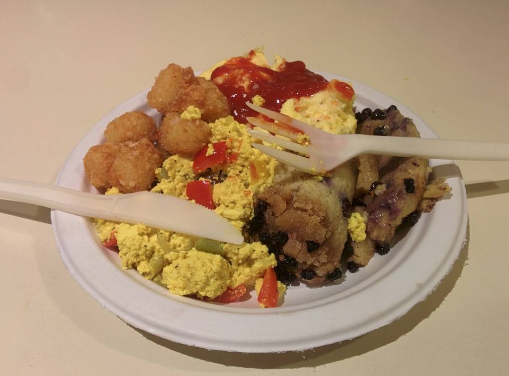 Hampshire Dining Commons | restaurant | 141 Southwest Cir, Amherst, MA 01003, USA | 4135775160 OR +1 413-577-5160