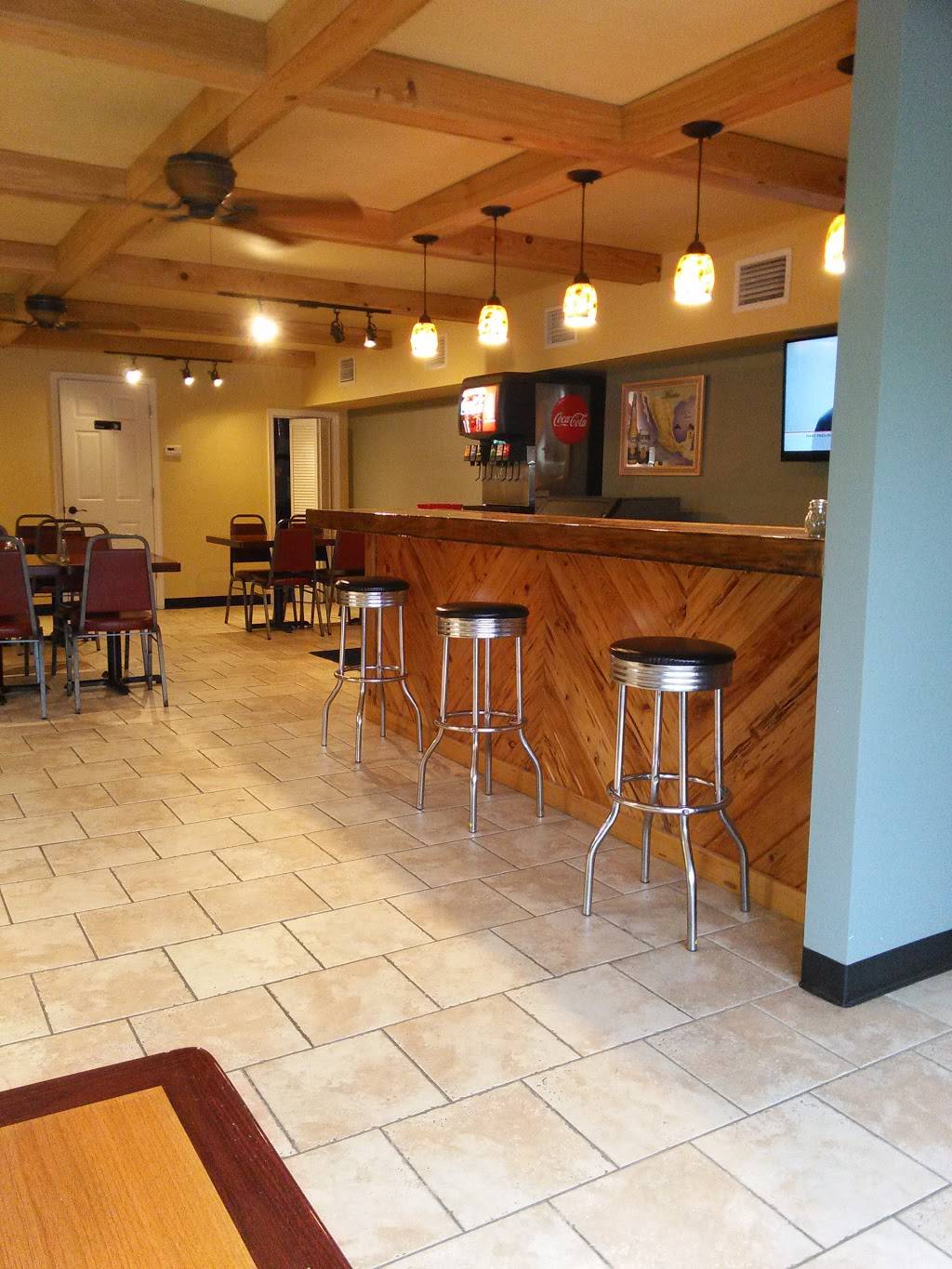 Pine Island Pizza | restaurant | 5465 Pine Island Rd, Bokeelia, FL 33922, USA | 2392837992 OR +1 239-283-7992