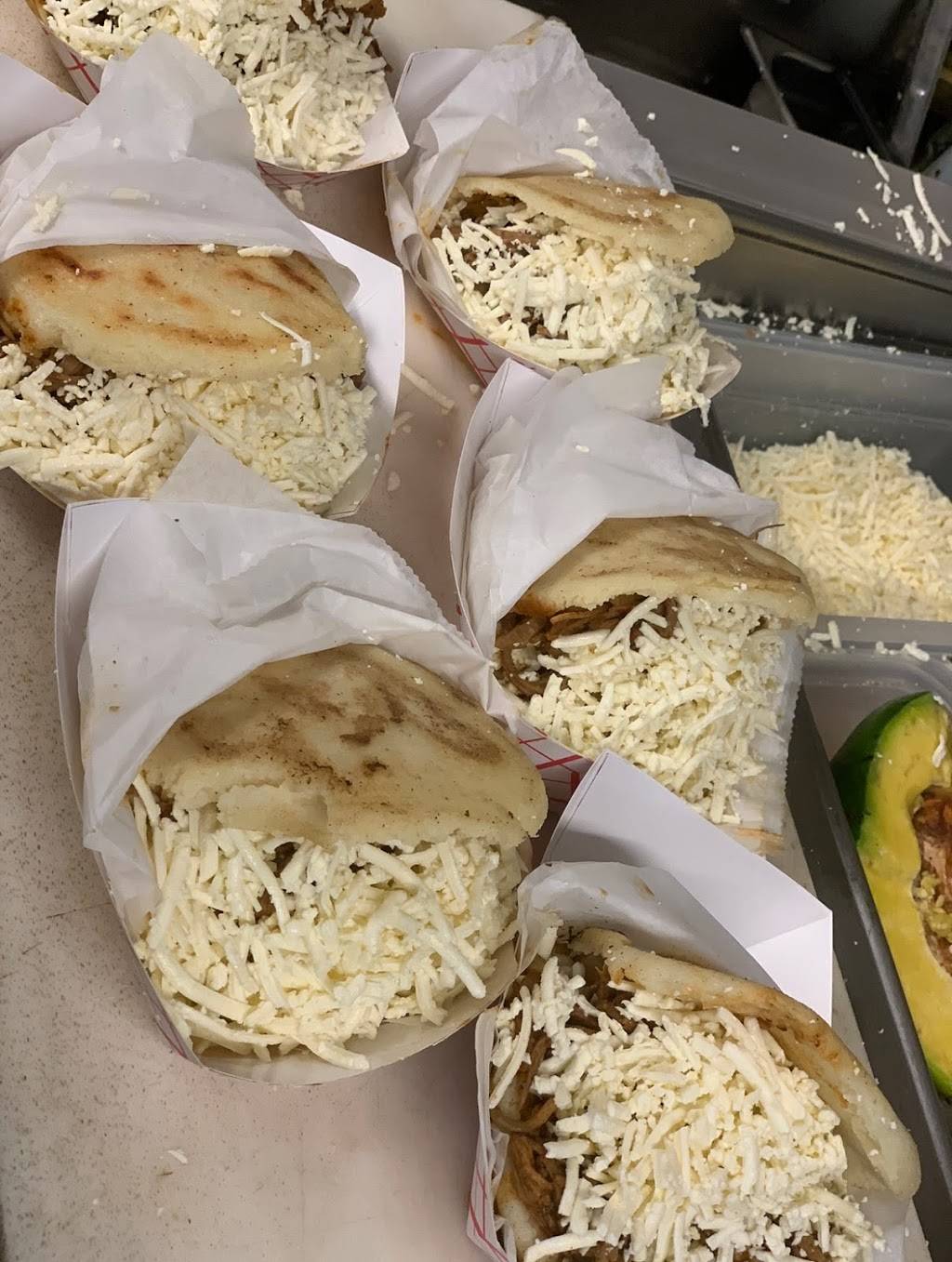 La Venezuela de Antier Food 2 | restaurant | 13466 Landstar Blvd, Orlando, FL 32824, USA | 4073466445 OR +1 407-346-6445