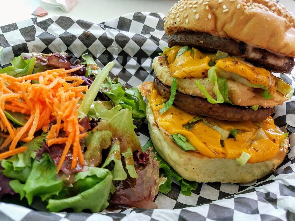 Berben & Wolff’s | restaurant | 156 4th St, Troy, NY 12180, USA | 5183260334 OR +1 518-326-0334