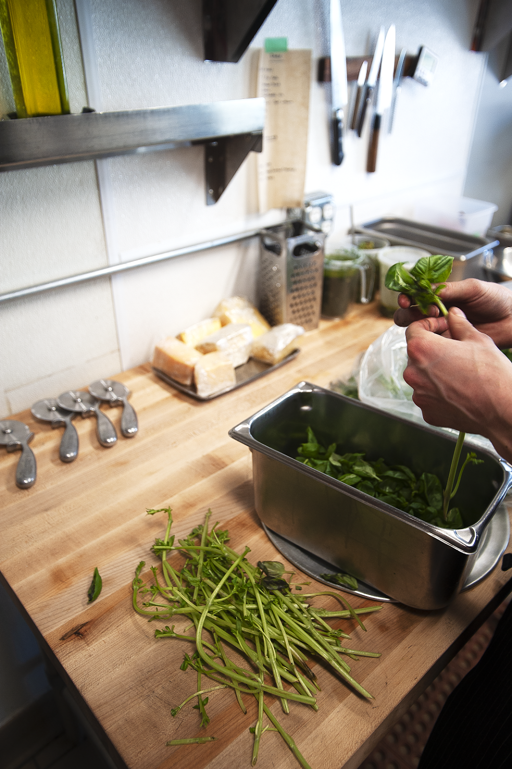 Northern Fires Pizza | meal takeaway | 1839 E 42nd St, Minneapolis, MN 55407, USA | 6124241428 OR +1 612-424-1428