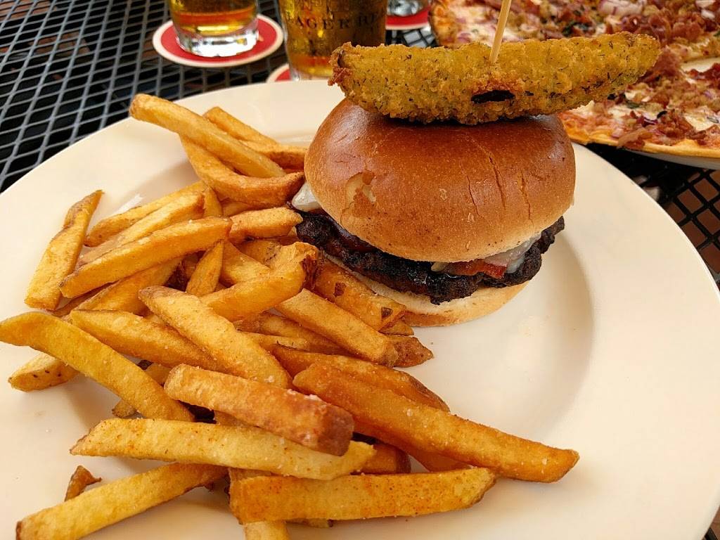 Bourbon Tap & Grill | restaurant | 1199 Ottawa St, Windsor, ON N8X 2E4, Canada | 5192551199 OR +1 519-255-1199