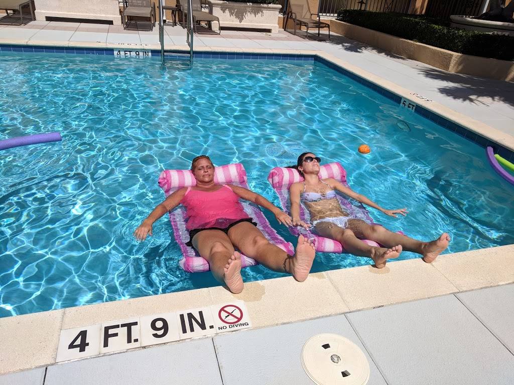 Renaissance On the River | restaurant | 20 Orange Ave, Fort Pierce, FL 34950, USA | 7724615555 OR +1 772-461-5555