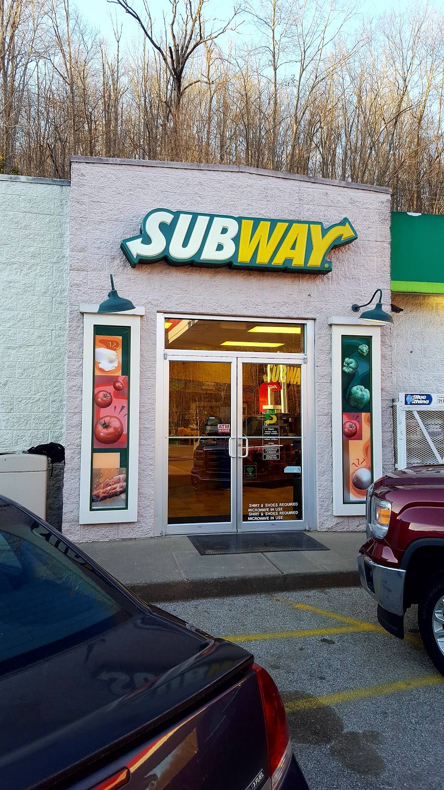 Subway | restaurant | 335 Call Rd, Charleston, WV 25320, USA | 3049849519 OR +1 304-984-9519