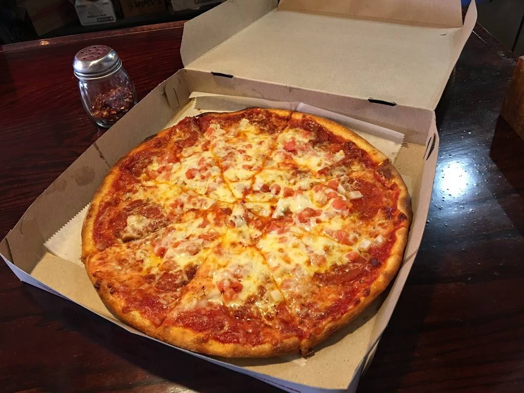 Grazianos Pizza | restaurant | 12 River Walk Mall, South Charleston, WV 25303, USA | 3043433386 OR +1 304-343-3386