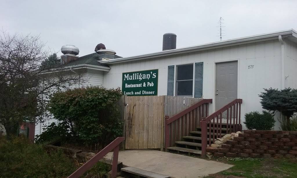 Mulligans Restaurant & Pub | restaurant | 1575 W 275 N, Angola, IN 46703, USA | 2608338899 OR +1 260-833-8899