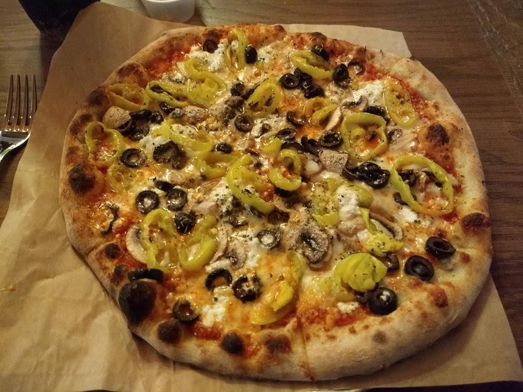 Favo Pizza and Draft House | restaurant | 3400 Monroe Ave, Rochester, NY 14618, USA | 5853107383 OR +1 585-310-7383