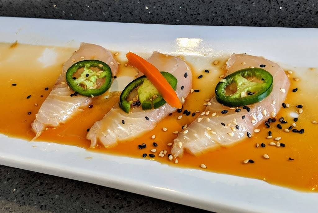 Flyin Fin Sushi | restaurant | 1727 S Catalina Ave, Redondo Beach, CA 90277, USA | 3103733718 OR +1 310-373-3718