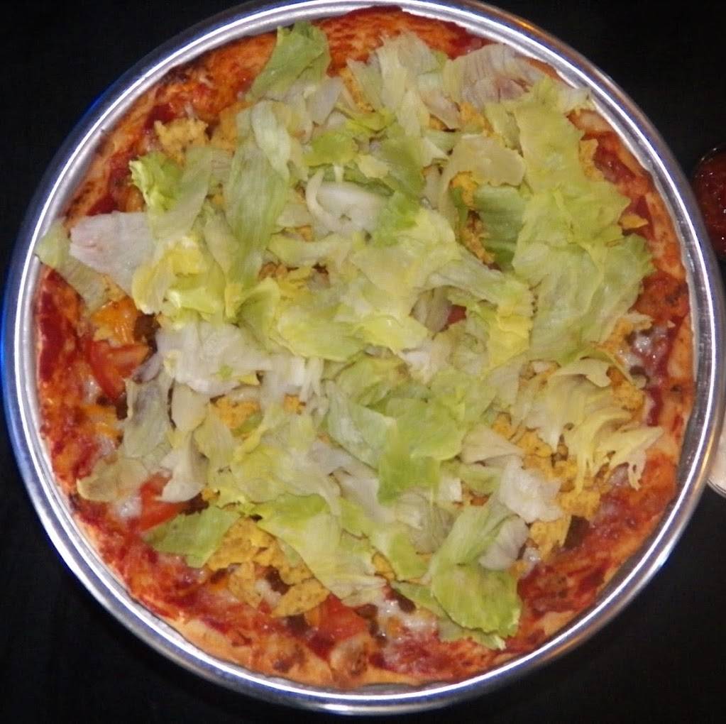 Liljas Premiere Pizza | restaurant | 2381 PA-66, Delmont, PA 15626, USA | 7244686776 OR +1 724-468-6776