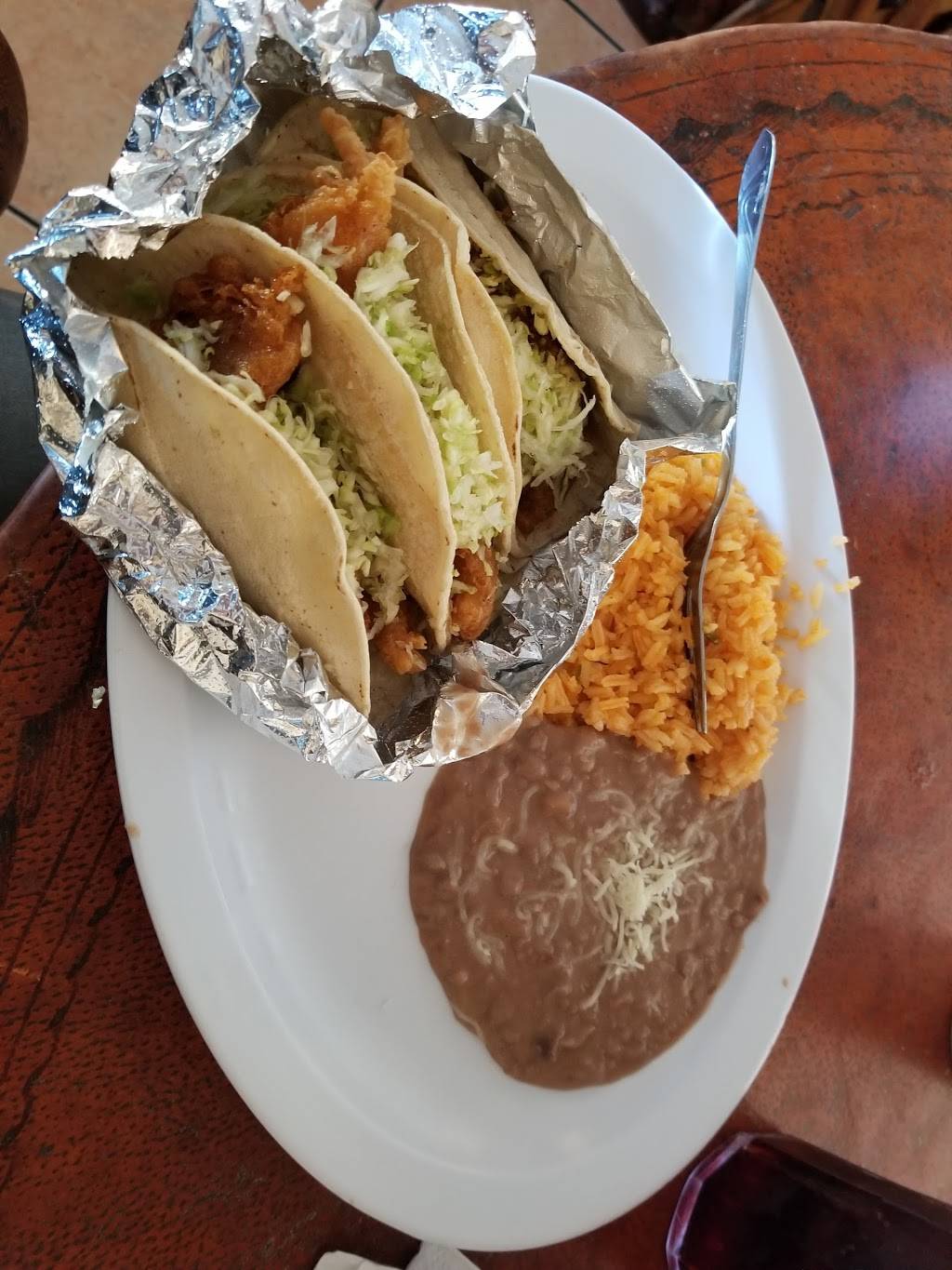 Mariscos Güero | restaurant | 2150 South St, Long Beach, CA 90805, USA | 5626342886 OR +1 562-634-2886