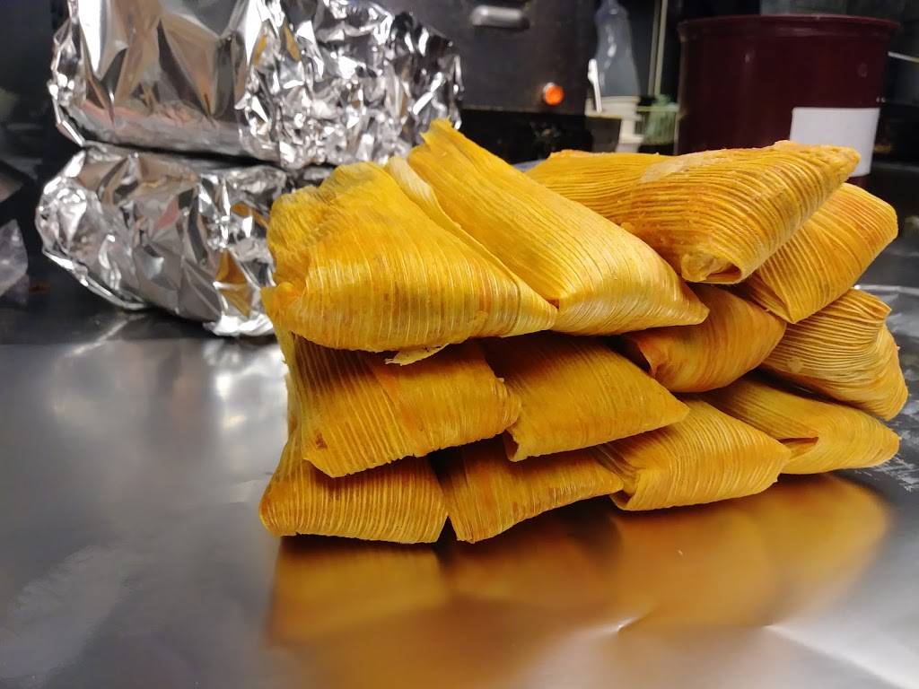 la luna azul mexican restaurant | restaurant | 2433 Austin Hwy, San Antonio, TX 78218, USA | 2107767977 OR +1 210-776-7977