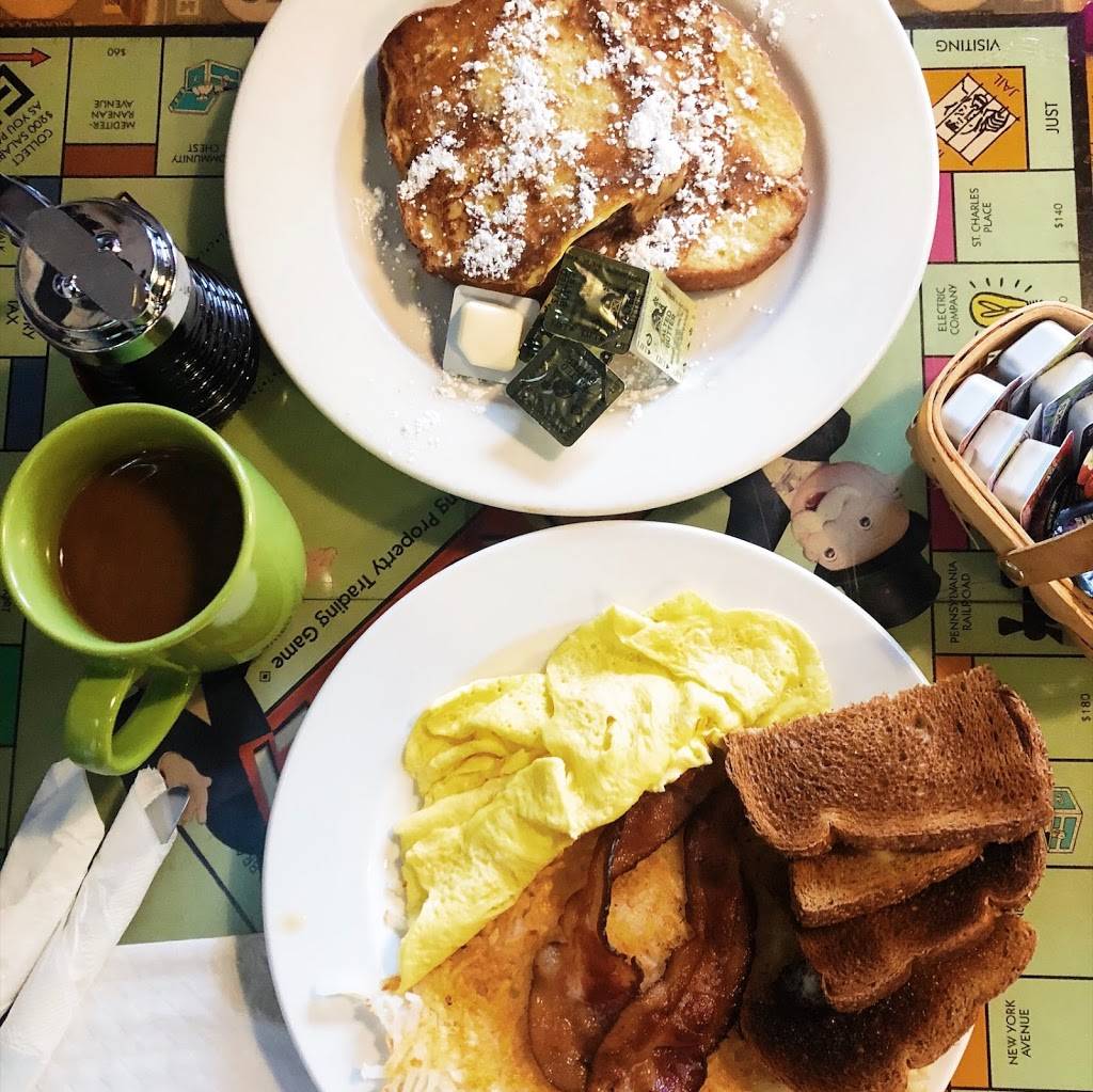 Dicks Bar & Grill | restaurant | 111 Walnut St, Hudson, WI 54016, USA | 7153865222 OR +1 715-386-5222