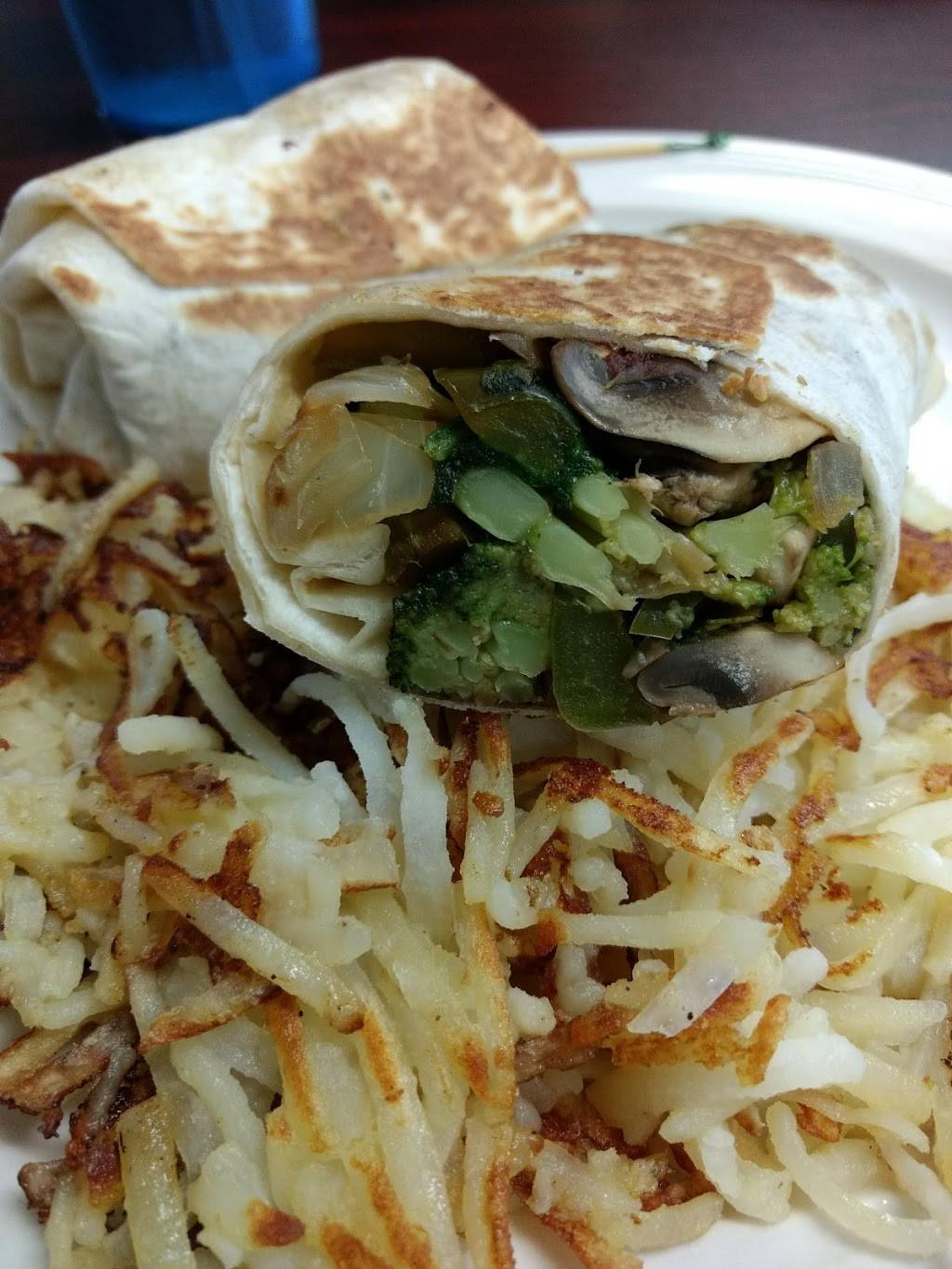 The Busted Yolk | restaurant | 11384 North St, Cato, NY 13033, USA | 3155675563 OR +1 315-567-5563