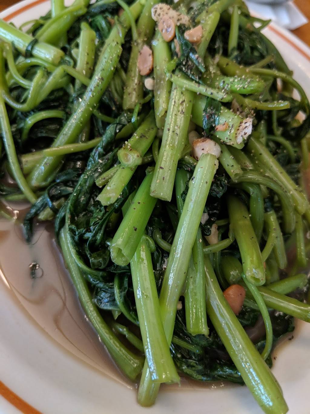 Pailin Thai Cuisine | restaurant | 5621 Hollywood Blvd, Los Angeles, CA 90028, USA | 3234677715 OR +1 323-467-7715